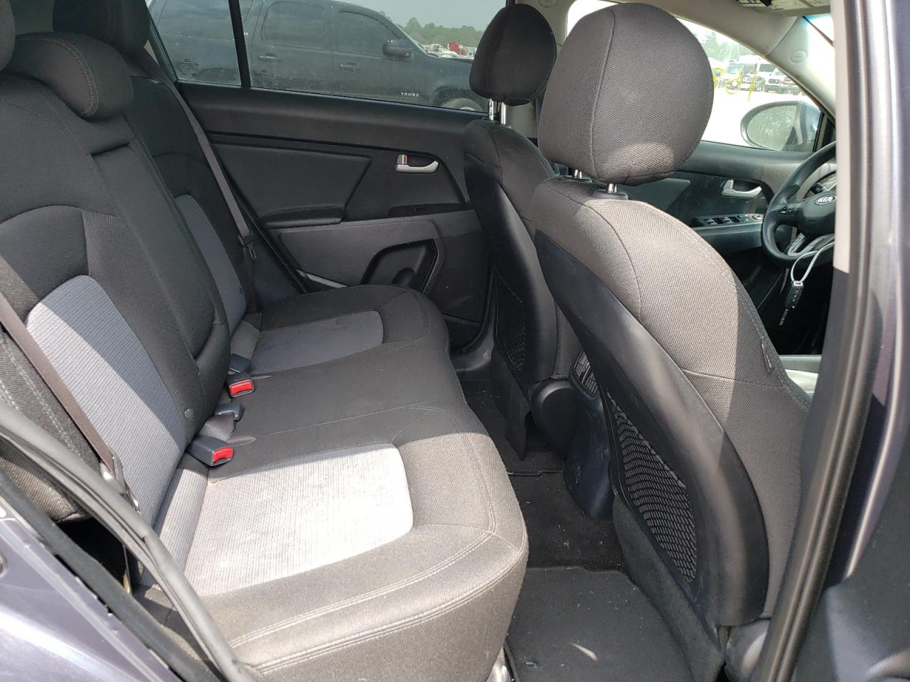 Photo 6 from auction – 2014 KIA SPORTAGE B with VIN KNDPB3AC2E7598982