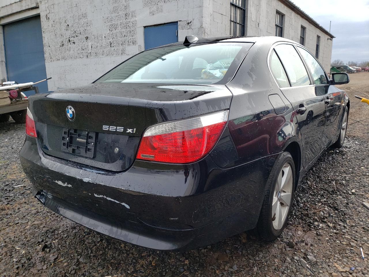 Photo 4 from auction – 2006 BMW 525 XI with VIN WBANF33596CS35496
