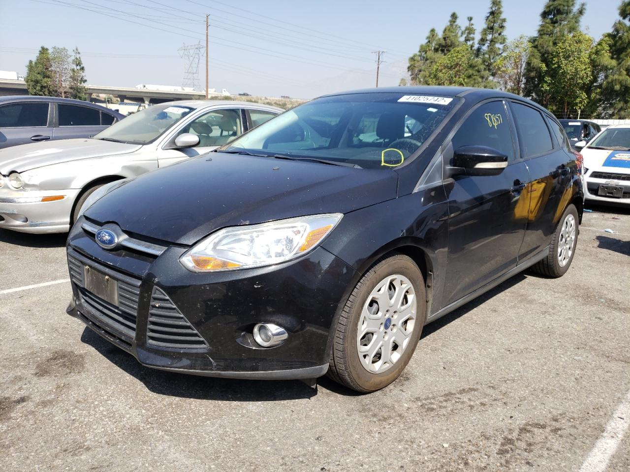 Photo 2 from auction – 2012 FORD FOCUS SE with VIN 1FAHP3K2XCL302449