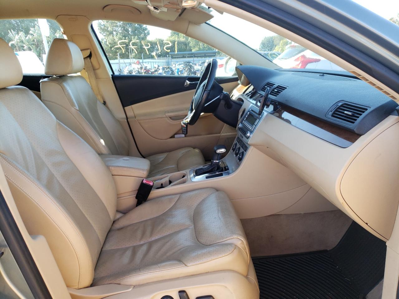 Photo 5 from auction – 2007 VOLKSWAGEN PASSAT 2.0 with VIN WVWTK73C57E040092