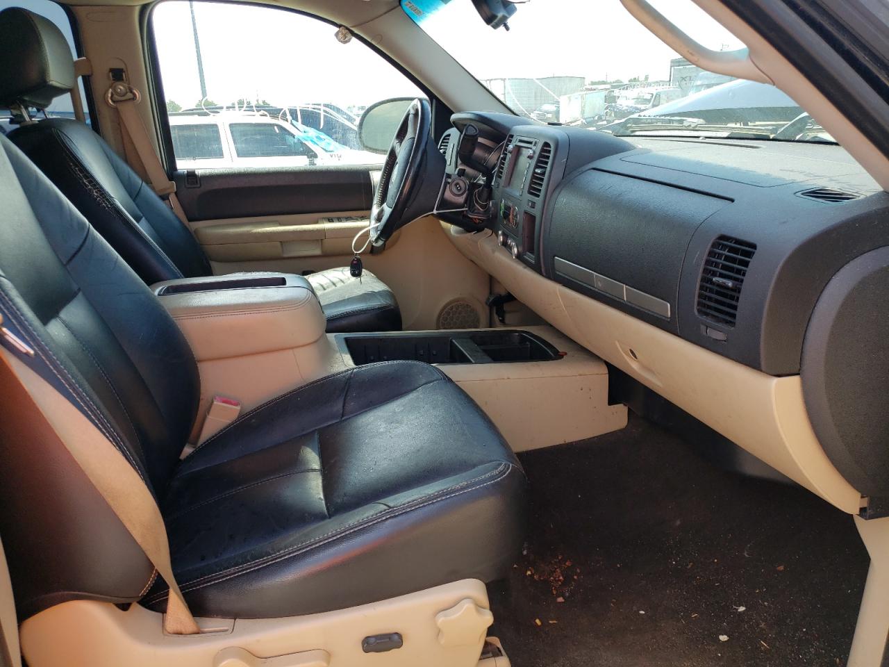 Photo 5 from auction – 2009 GMC SIERRA K15 with VIN 3GTEK23399G137397