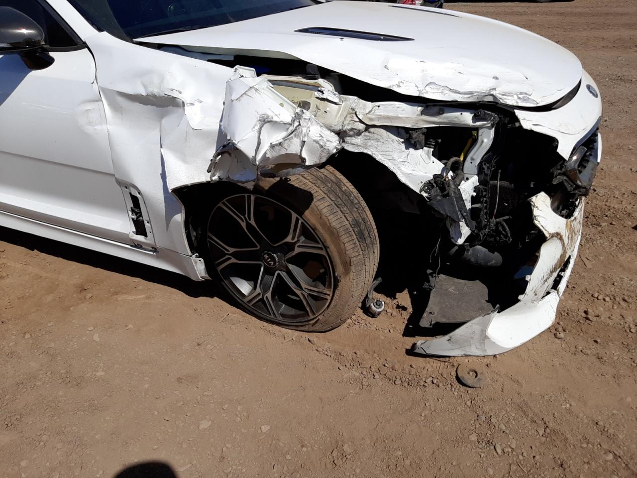 Photo 9 from auction – 2020 KIA STINGER with VIN KNAE15LA7L6086569