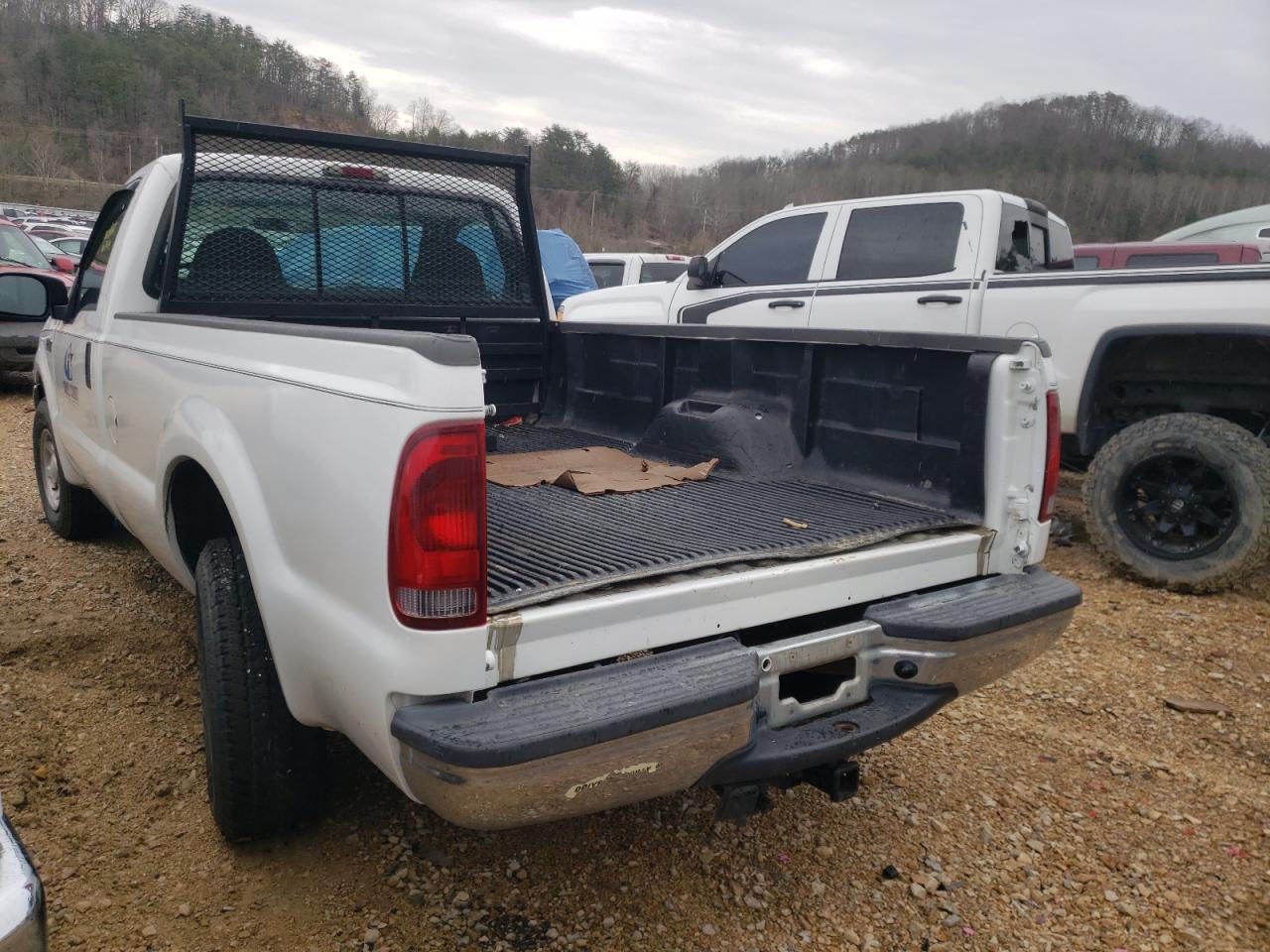 Photo 3 from auction – 2002 FORD F250 SUPER with VIN 1FTNF20L62EB02810
