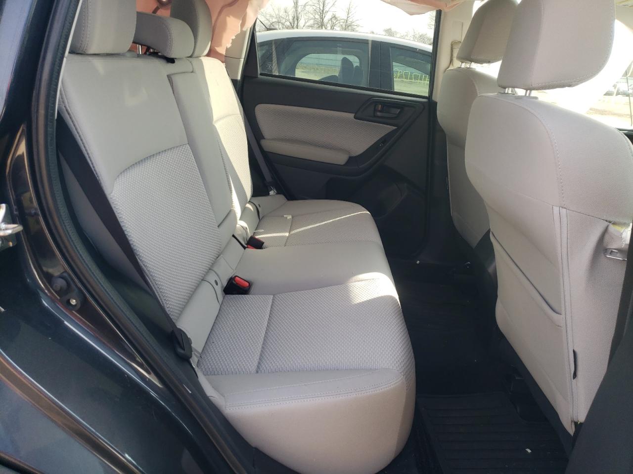 Photo 6 from auction – 2017 SUBARU FORESTER 2 with VIN JF2SJAGC9HH576325