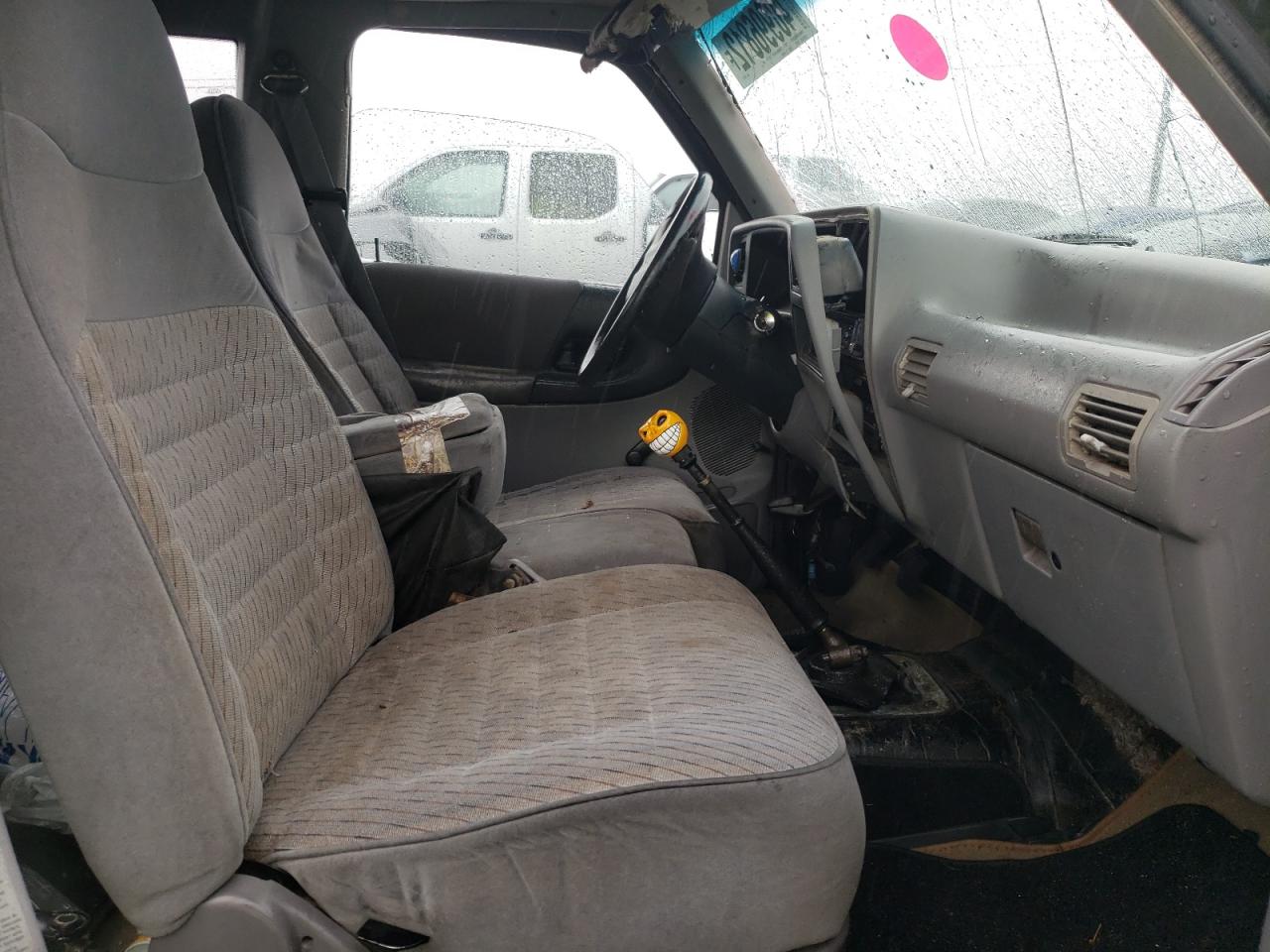Photo 5 from auction – 1993 FORD RANGER SUP with VIN 1FTCR14A4PPB74117