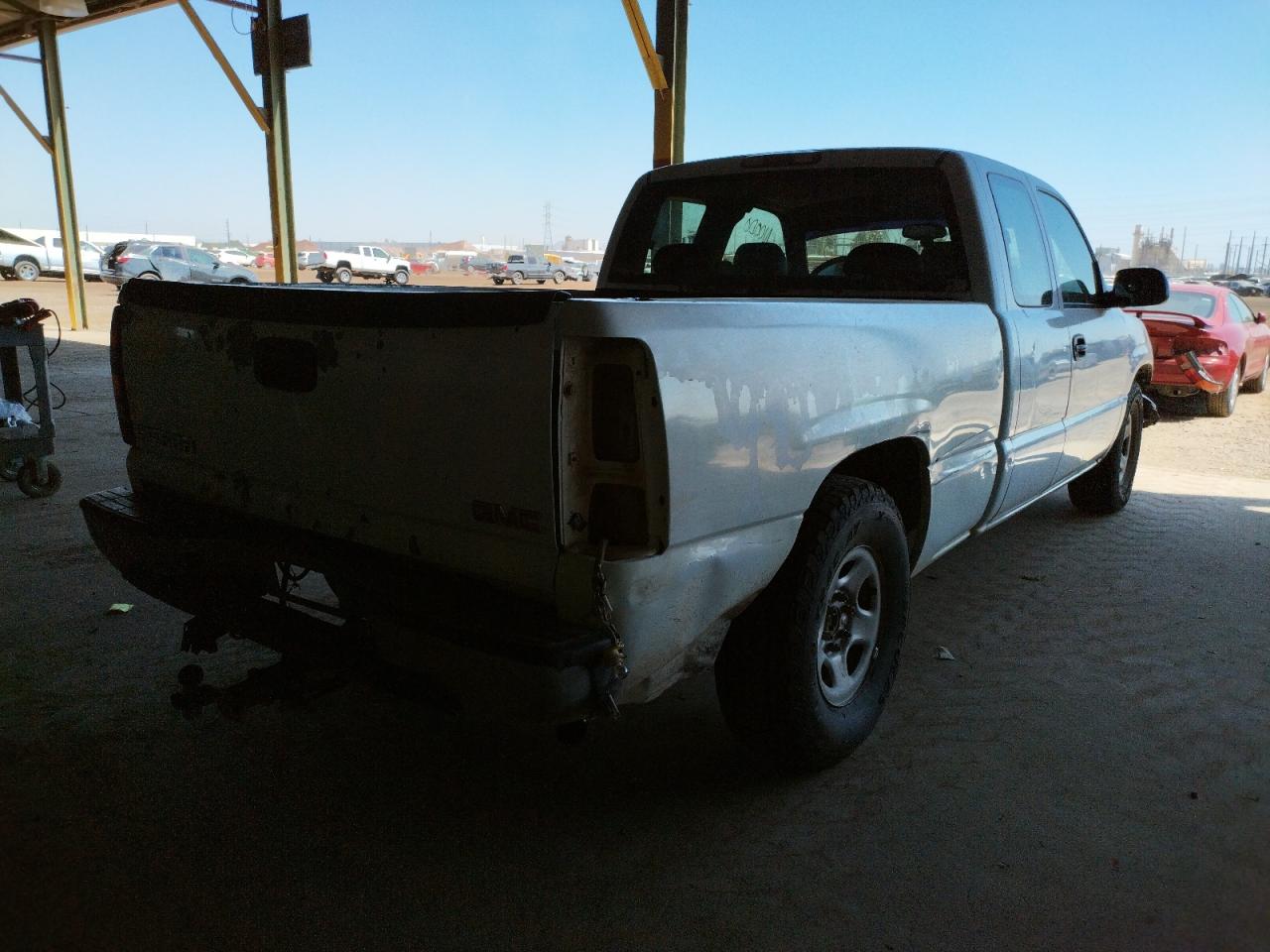 Photo 4 from auction – 2004 GMC NEW SIERRA with VIN 2GTEC19T641238445