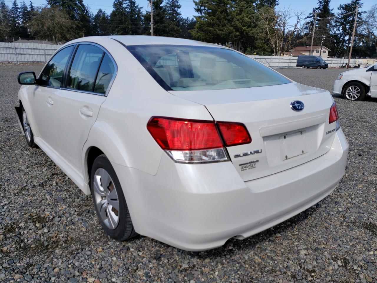 Photo 3 from auction – 2013 SUBARU LEGACY 2.5 with VIN 4S3BMCA69D3003968