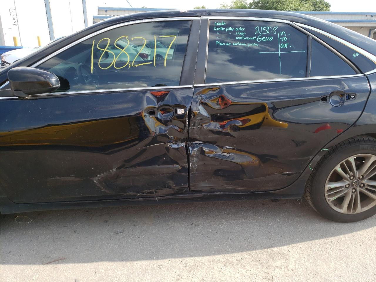 Photo 9 from auction – 2017 TOYOTA CAMRY LE with VIN 4T1BF1FK0HU719416