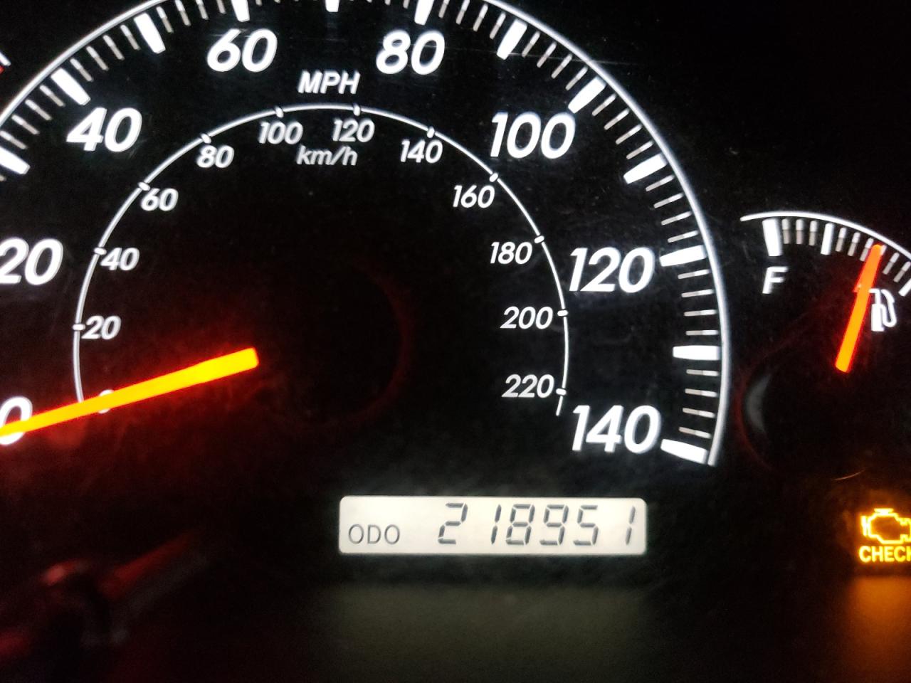 Photo 8 from auction – 2005 TOYOTA CAMRY LE with VIN 4T1BE32K05U099408