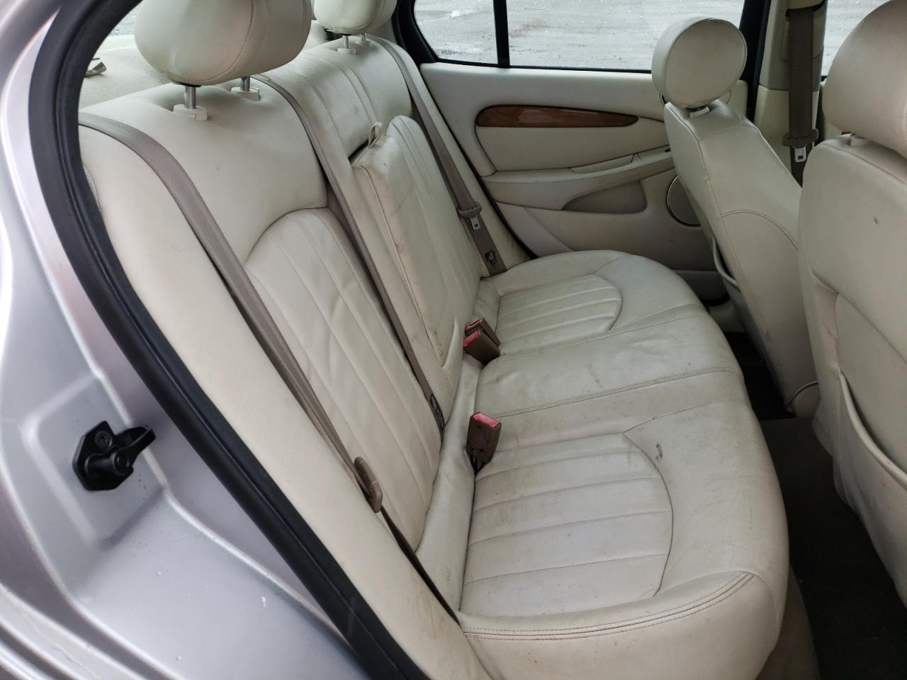 Photo 6 from auction – 2002 JAGUAR X-TYPE 3.0 with VIN SAJEA51C52WC50900