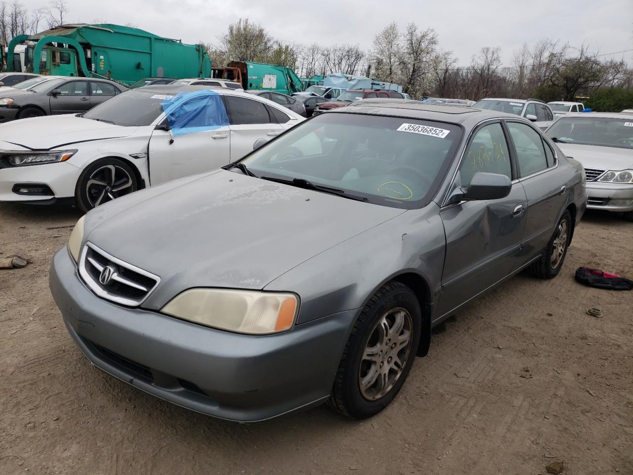 Photo 2 from auction – 2000 ACURA 3.2TL with VIN 19UUA5679YA016821