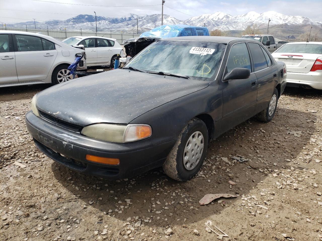Photo 2 from auction – 1995 TOYOTA CAMRY LE with VIN JT2SK12E8S0302052