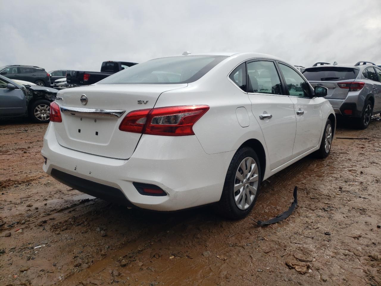 Photo 4 from auction – 2017 NISSAN SENTRA S with VIN 3N1AB7AP1HY333895