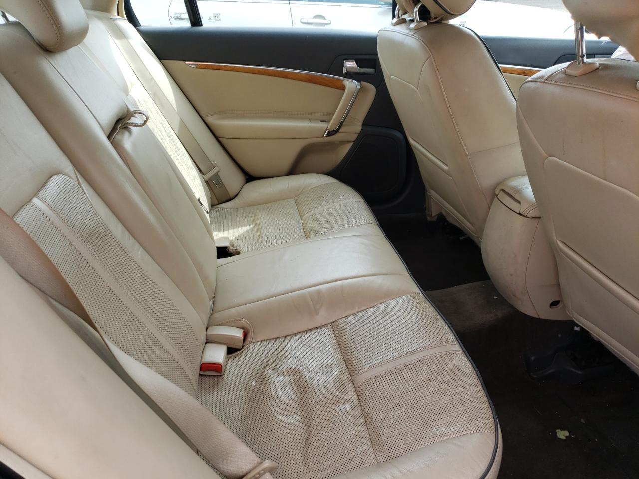 Photo 6 from auction – 2012 LINCOLN MKZ with VIN 3LNHL2JC1CR818738