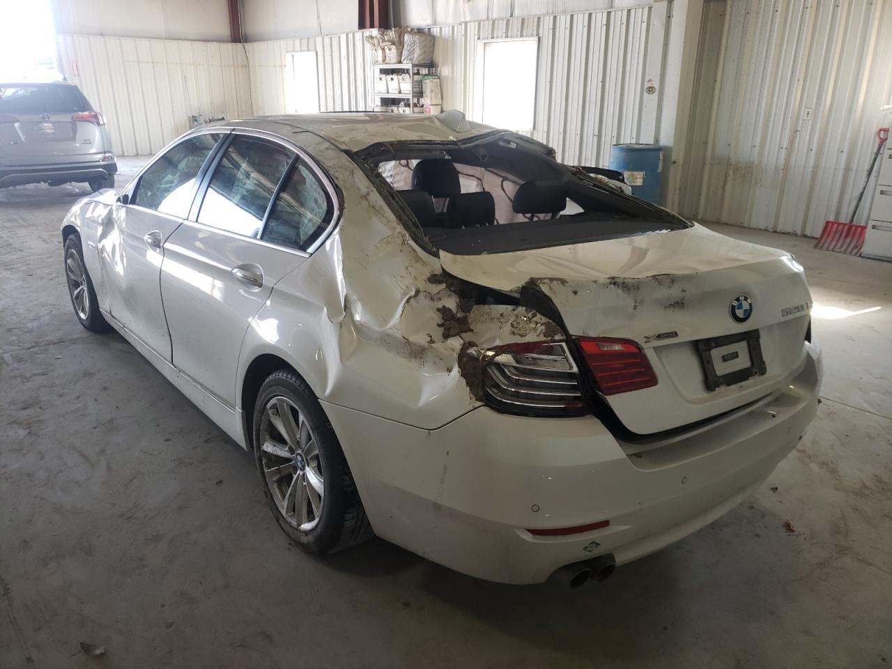 Photo 3 from auction – 2014 BMW 528 XI with VIN WBA5A7C58ED613242
