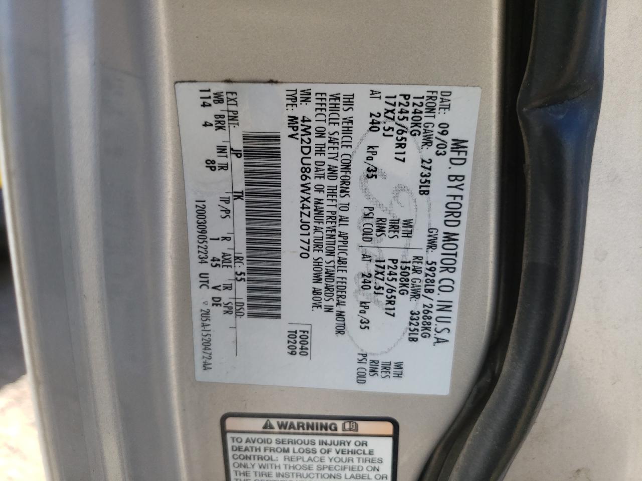 Photo 10 from auction – 2004 MERCURY MOUNTAINEE with VIN 4M2DU86WX4ZJ01770