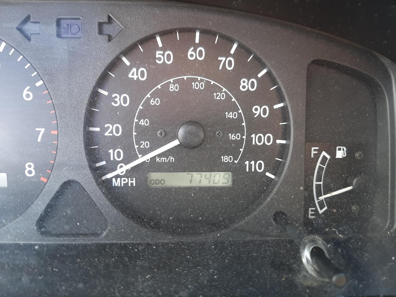 Photo 8 from auction – 2001 TOYOTA COROLLA CE with VIN 1NXBR12E61Z464123