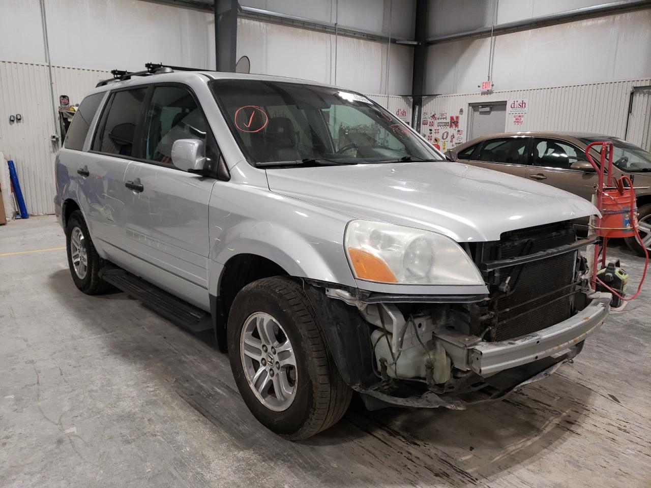 Photo 1 from auction – 2005 HONDA PILOT EXL with VIN 2HKYF18685H525608