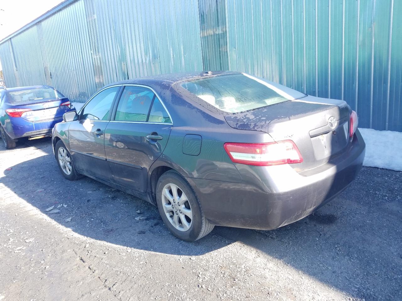 Photo 3 from auction – 2011 TOYOTA CAMRY LE with VIN 4T1BF3EK7BU667447