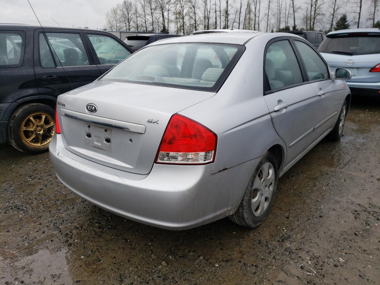 Foto 4 de la subasta – 2007 KIA SPECTRA EX con VIN KNAFE122175428802