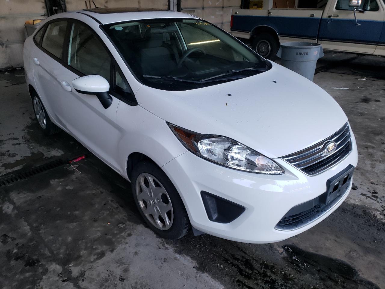 FORD FIESTA SE 2011 with VIN 3FADP4BJ8BM160062 - Photo from auction