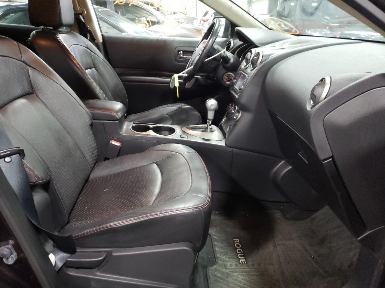 Photo 5 from auction – 2012 NISSAN ROGUE S with VIN JN8AS5MV5CW360291