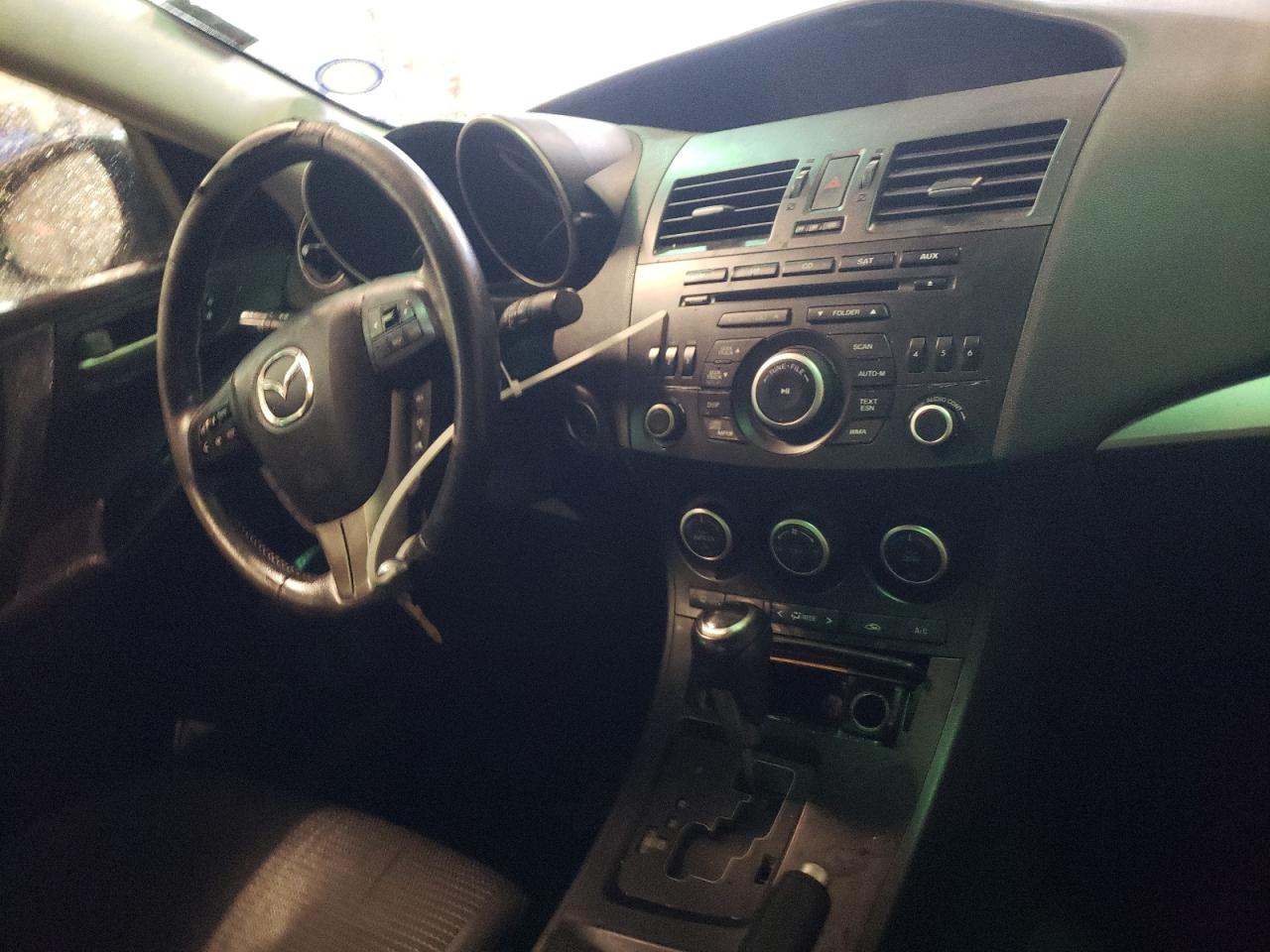 Photo 9 from auction – 2013 MAZDA 3 I with VIN JM1BL1V7XD1780973