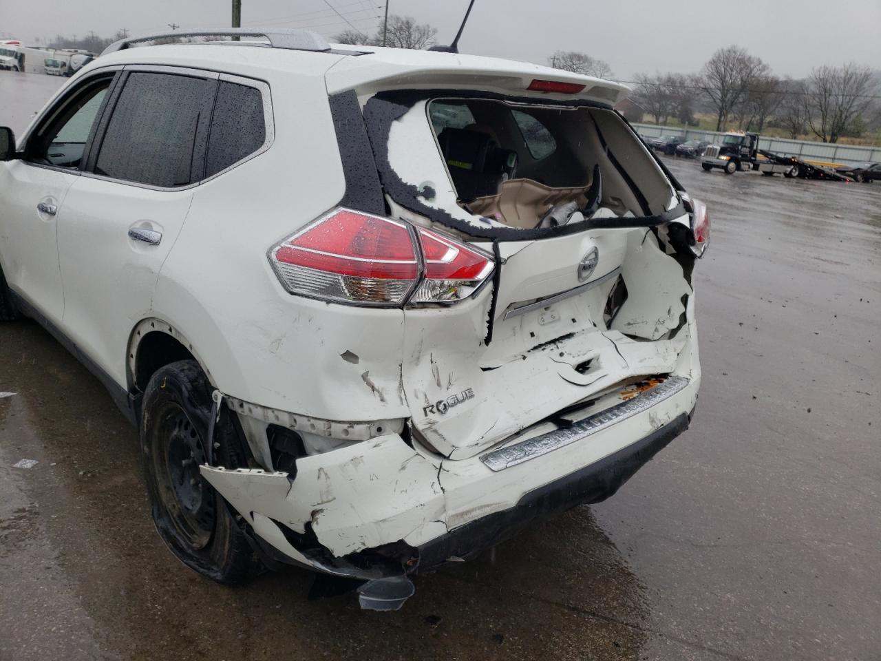 Photo 9 from auction – 2016 NISSAN ROGUE S with VIN KNMAT2MT7GP602701