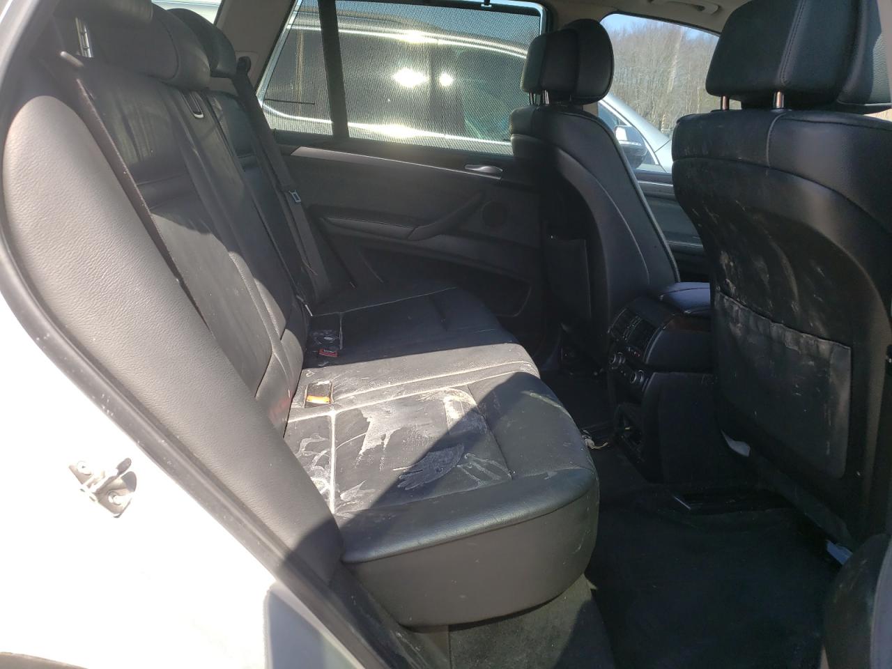 Photo 6 from auction – 2011 BMW X5 XDRIVE3 with VIN 5UXZV4C55BL402409