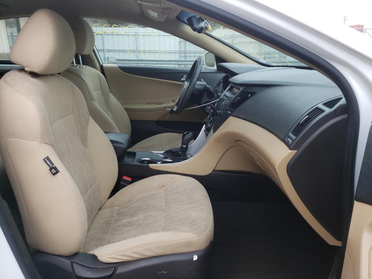 Photo 5 from auction – 2013 HYUNDAI SONATA GLS with VIN 5NPEB4AC2DH575113