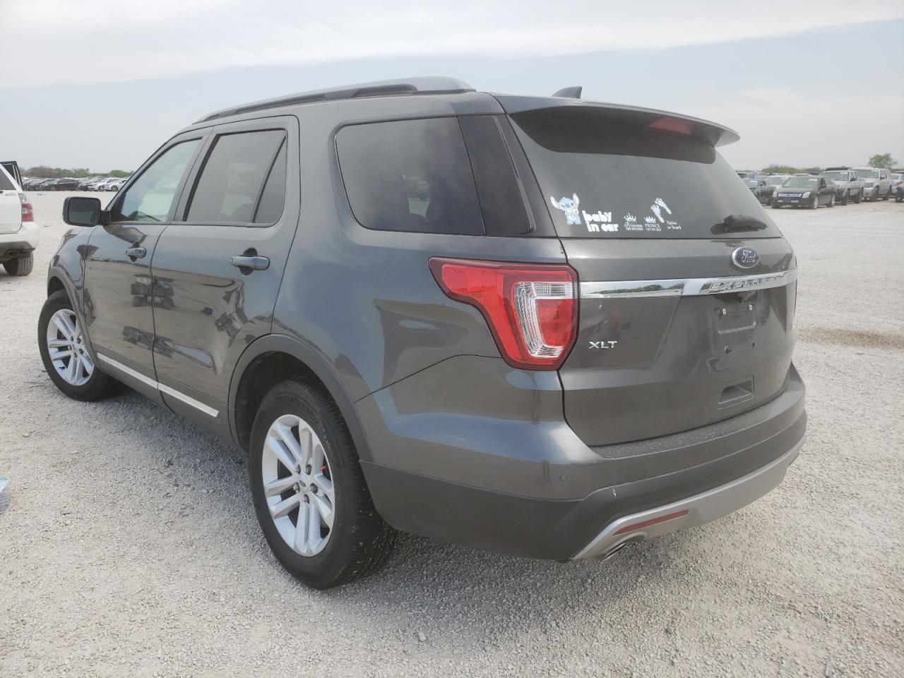 Photo 3 from auction – 2017 FORD EXPLORER X with VIN 1FM5K7D85HGD14217