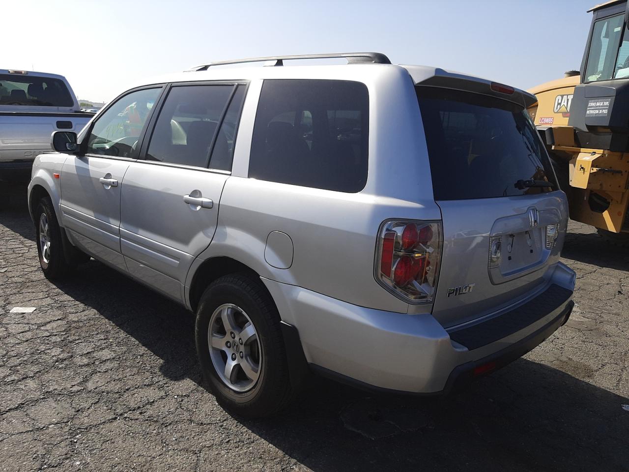 Photo 3 from auction – 2008 HONDA PILOT SE with VIN 5FNYF28398B020305