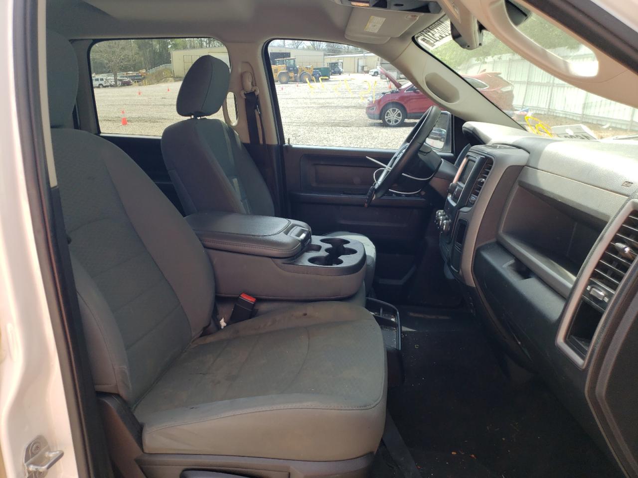 Photo 5 from auction – 2016 RAM 1500 ST with VIN 3C6RR7KT8GG115519