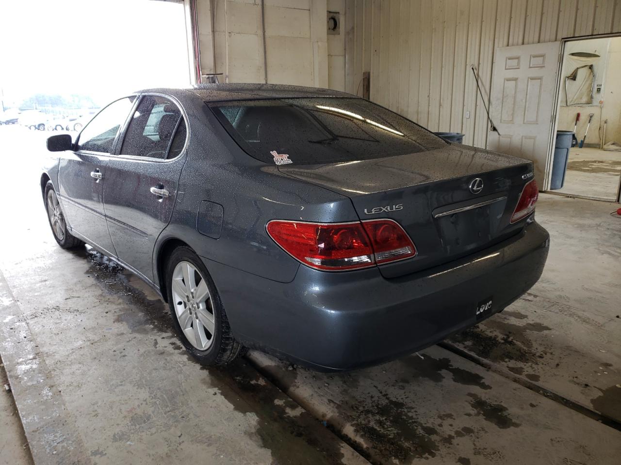 Photo 3 from auction – 2005 LEXUS ES 330 with VIN JTHBA30G955131859