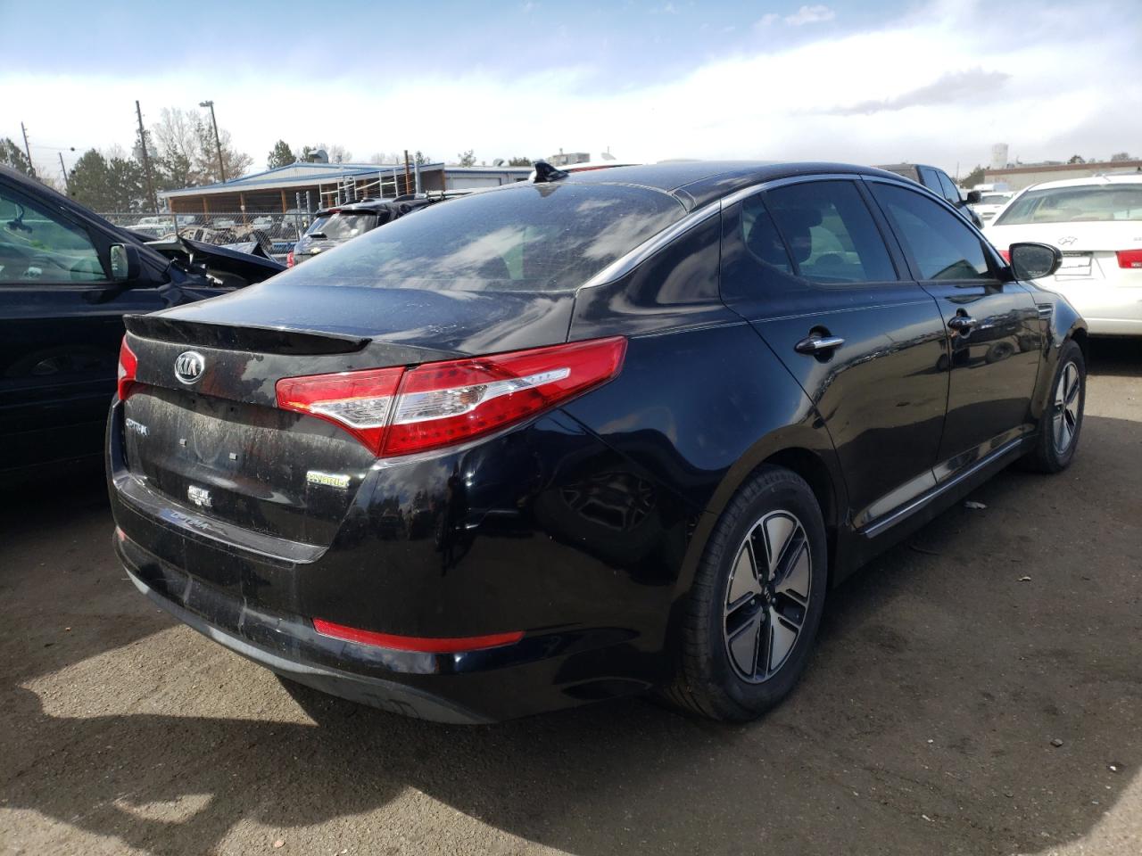 Photo 4 from auction – 2012 KIA OPTIMA HYB with VIN KNAGM4AD5C5021085