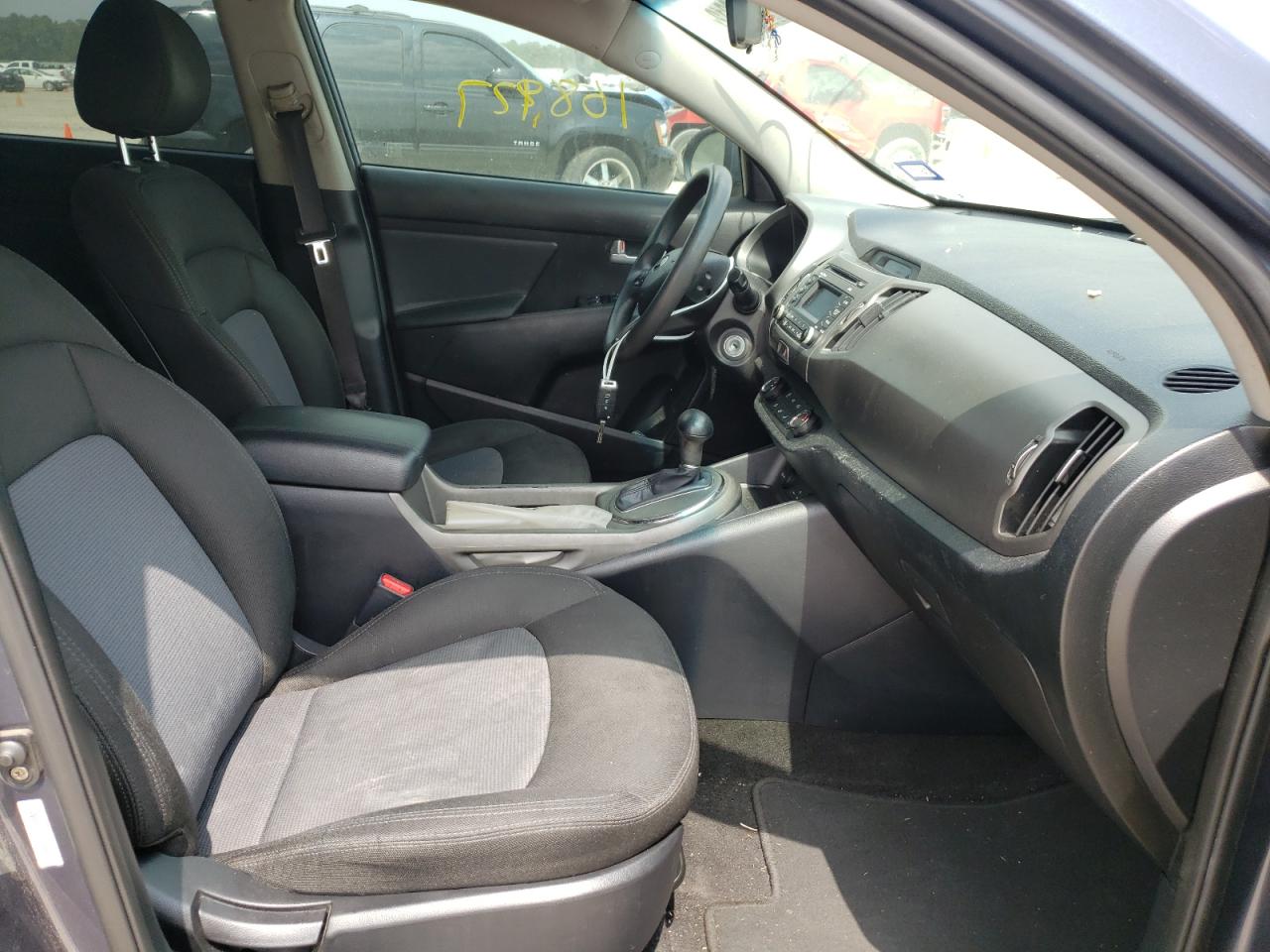 Photo 5 from auction – 2014 KIA SPORTAGE B with VIN KNDPB3AC2E7598982