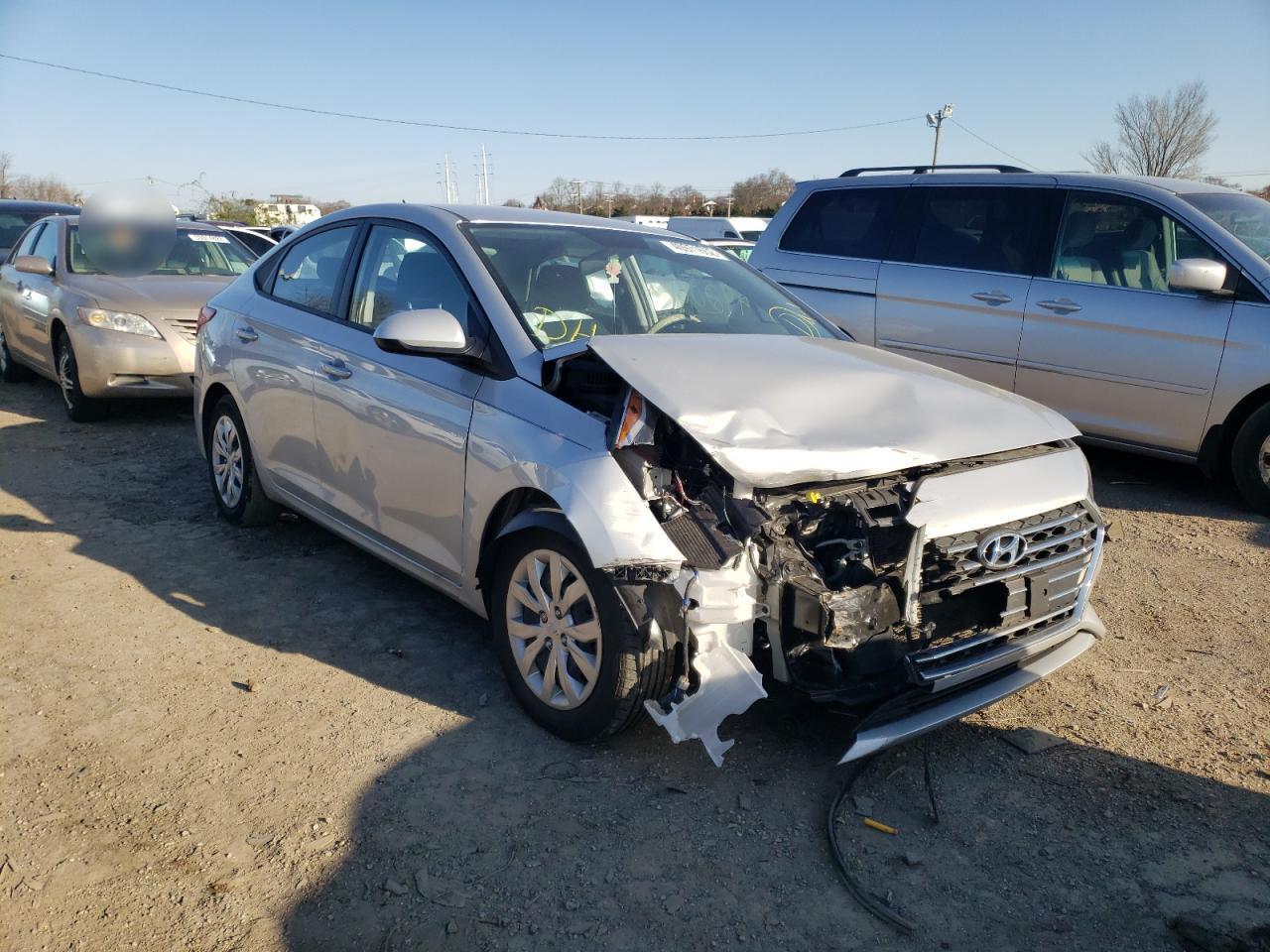 HYUNDAI ACCENT SE 2019 with VIN 3KPC24A35KE051088 - Photo from auction