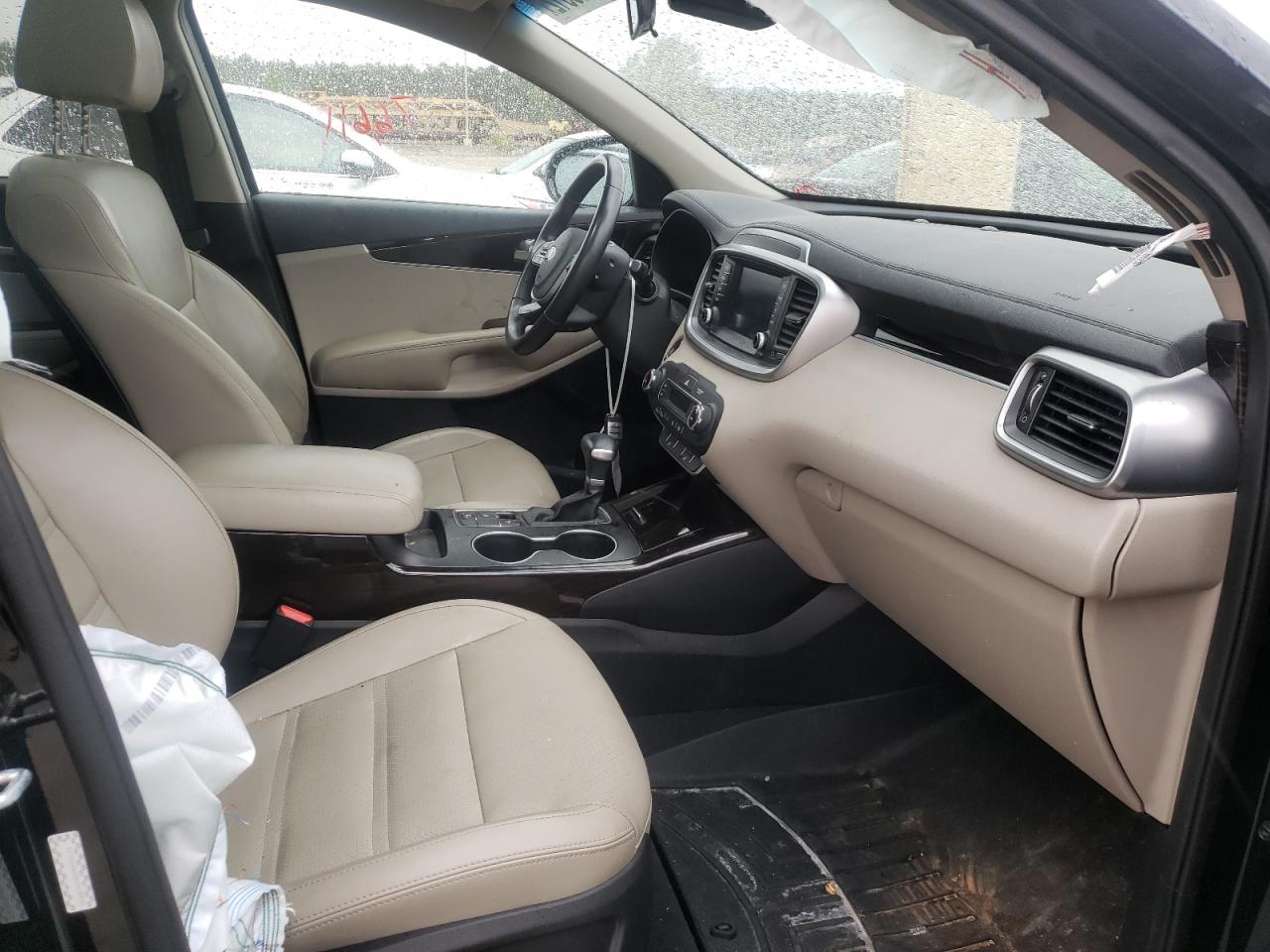Photo 5 from auction – 2019 KIA SORENTO EX with VIN 5XYPH4A58KG608922