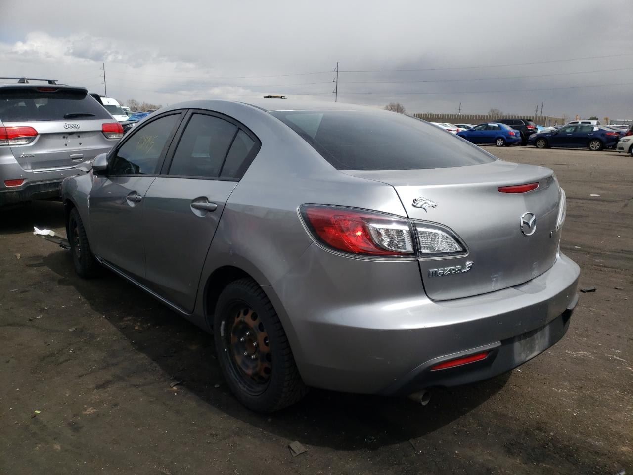 Photo 3 from auction – 2011 MAZDA 3 I with VIN JM1BL1UF2B1415970