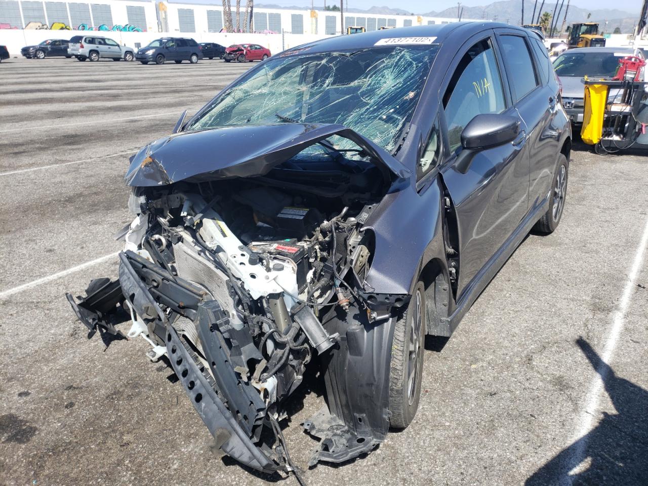 Photo 2 from auction – 2017 NISSAN VERSA NOTE with VIN 3N1CE2CP2HL367101