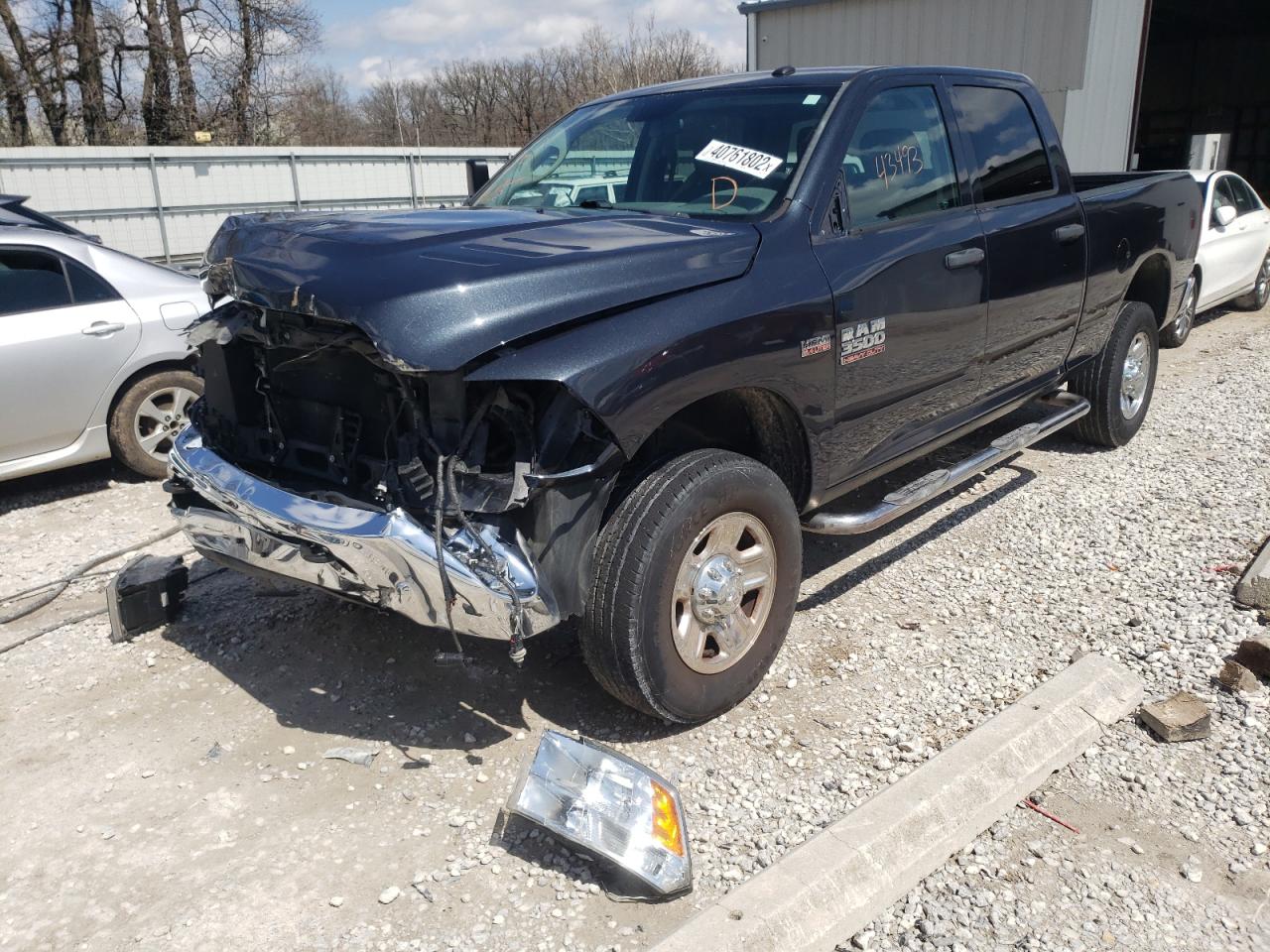 Photo 2 from auction – 2017 RAM 3500 ST with VIN 3C63R3CJ5HG739680
