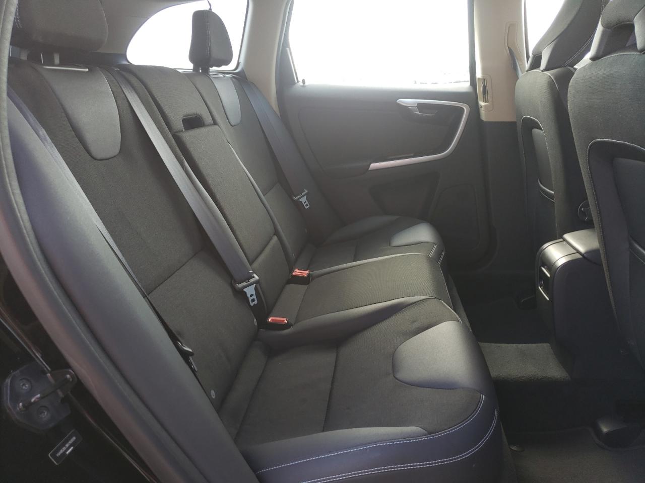 Photo 6 from auction – 2011 VOLVO XC60 3.2 with VIN YV4952DL9B2162058
