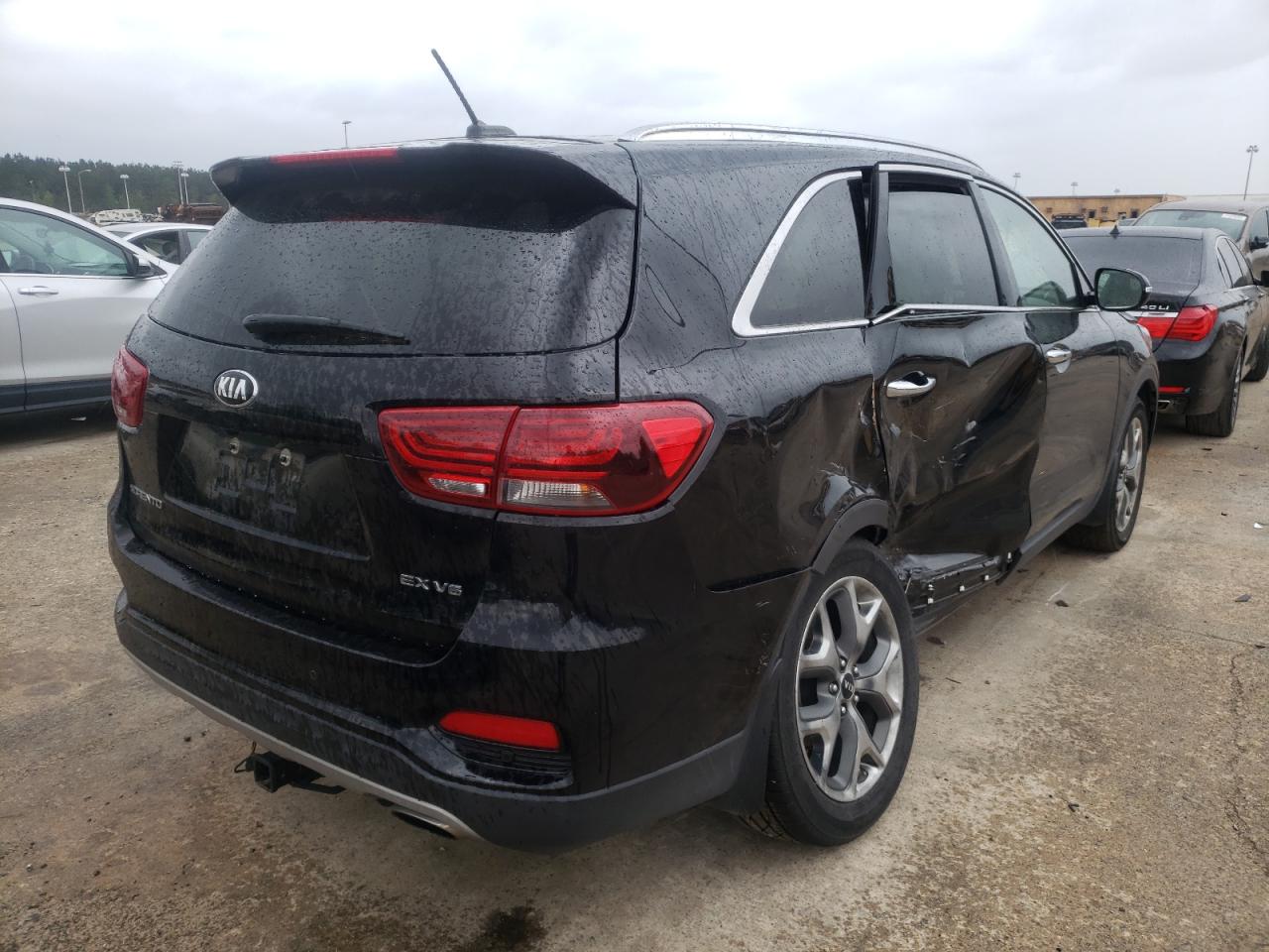 Photo 4 from auction – 2019 KIA SORENTO EX with VIN 5XYPH4A58KG608922