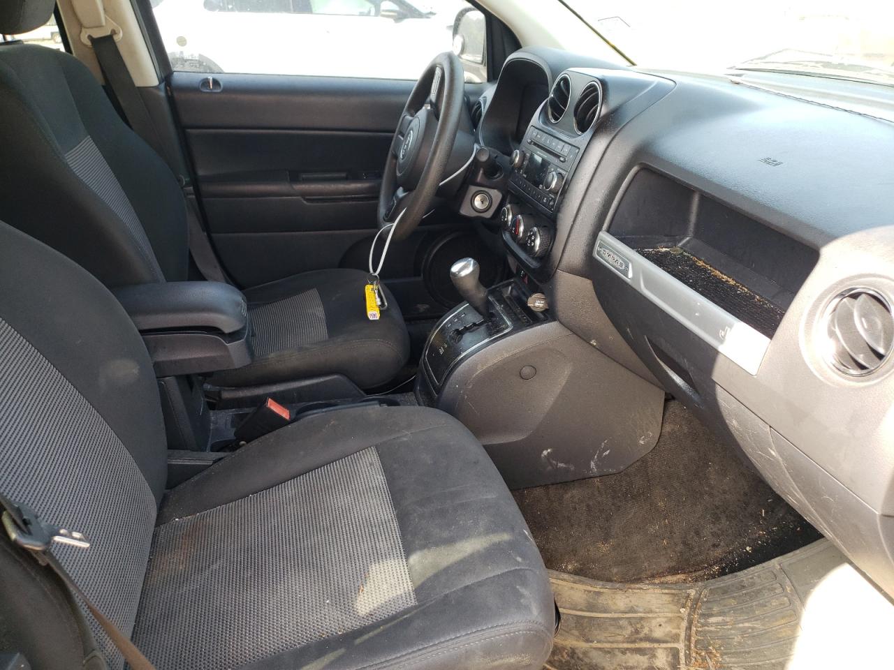 Photo 5 from auction – 2016 JEEP COMPASS SP with VIN 1C4NJCBA0GD518736