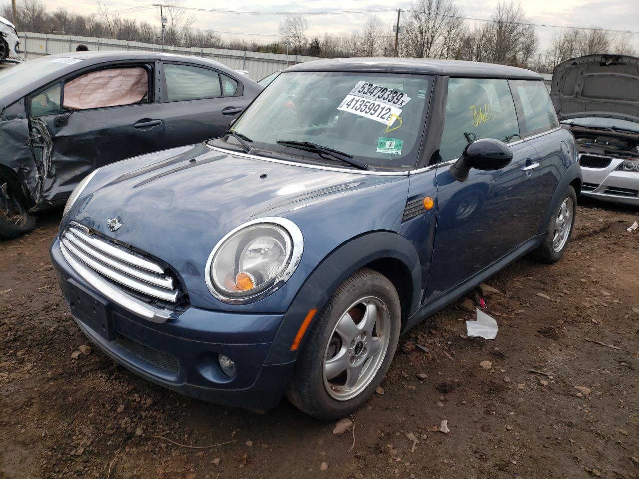 Photo 2 from auction – 2010 MINI COOPER with VIN WMWMF3C58ATZ62164