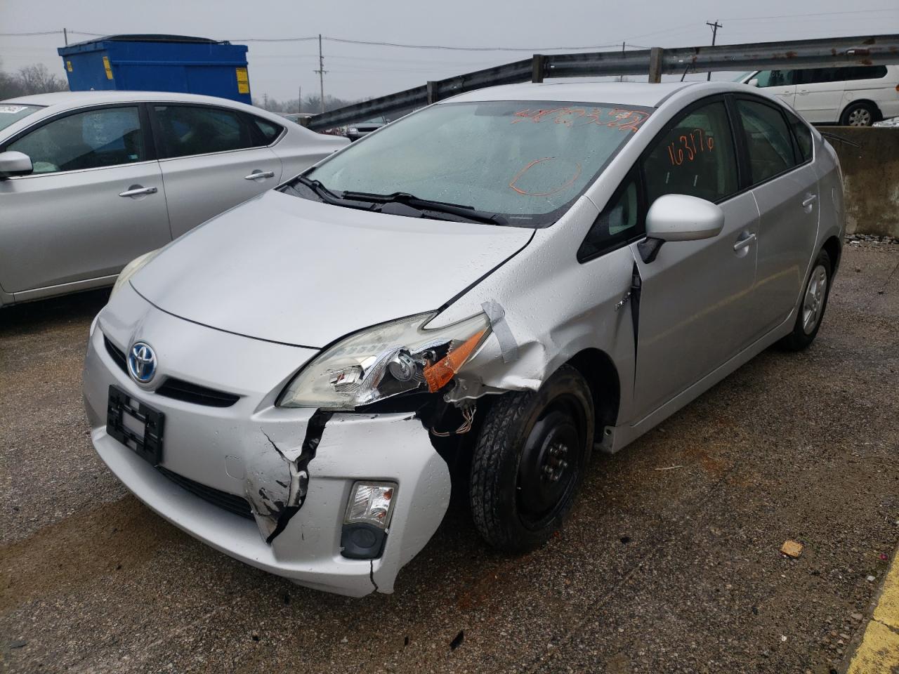 Photo 2 from auction – 2011 TOYOTA PRIUS with VIN JTDKN3DU8B0261226