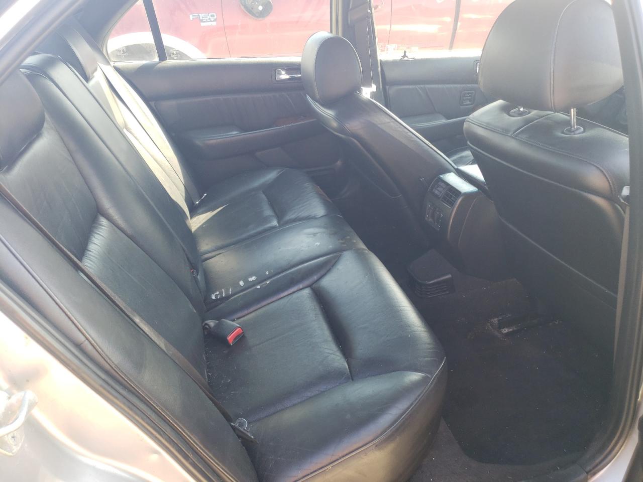 Photo 6 from auction – 2002 ACURA 3.5RL with VIN JH4KA96532C001611
