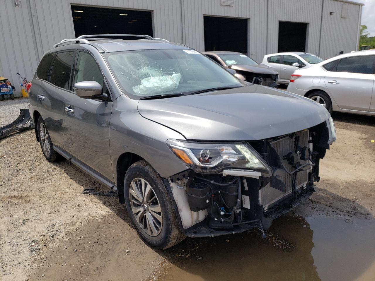 NISSAN PATHFINDER 2019 with VIN 5N1DR2MN1KC646590 - Photo from auction