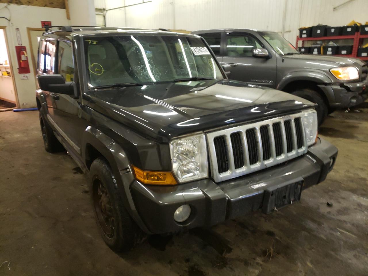 JEEP COMMANDER 2006 with VIN 1J8HG58N66C189734 - Photo from auction