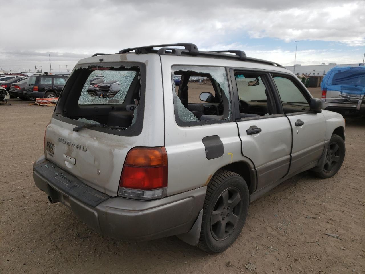 Photo 4 from auction – 2000 SUBARU FORESTER S with VIN JF1SF6559YH704537